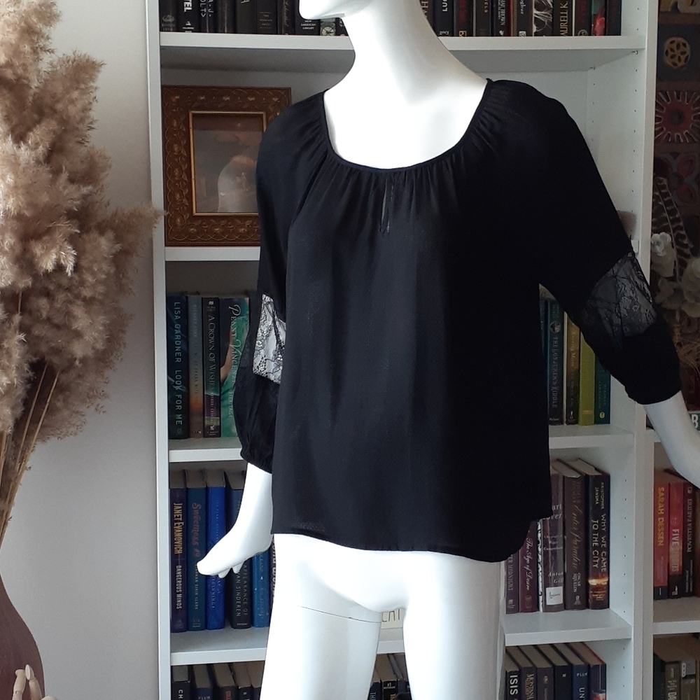 Collective concepts Boldizar lace detail blouse - Picture 2 of 10